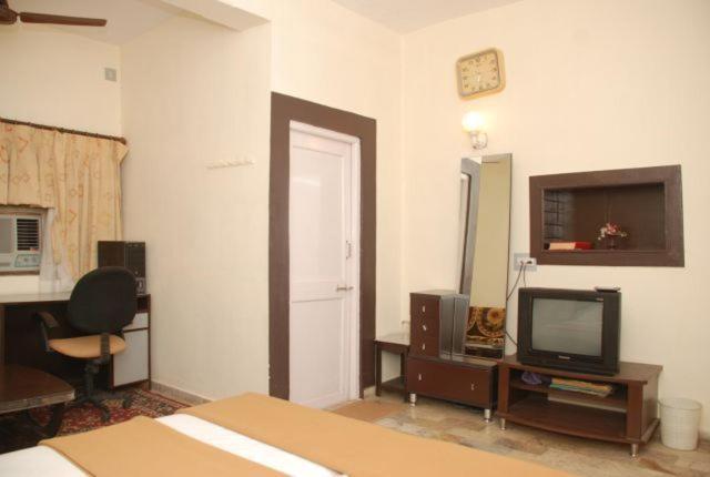 Hotel Royal Ahmedabad Zimmer foto