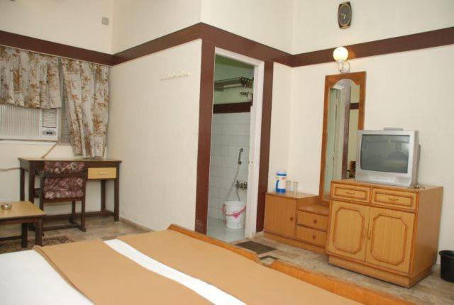 Hotel Royal Ahmedabad Zimmer foto