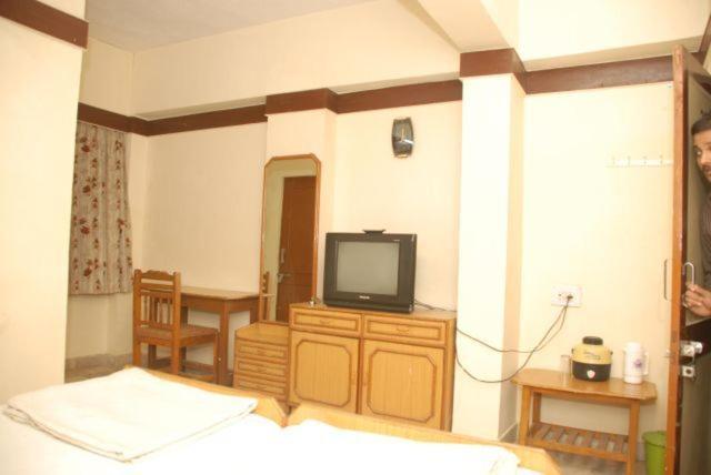 Hotel Royal Ahmedabad Exterior foto
