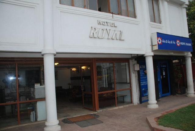Hotel Royal Ahmedabad Exterior foto